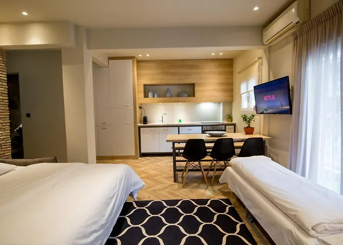 Thess Cozy Living *